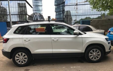 Skoda Karoq I, 2022 год, 2 180 000 рублей, 3 фотография