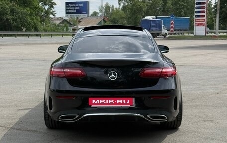 Mercedes-Benz E-Класс, 2019 год, 4 380 000 рублей, 6 фотография