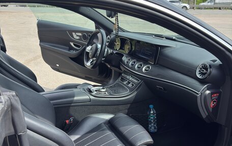Mercedes-Benz E-Класс, 2019 год, 4 380 000 рублей, 15 фотография