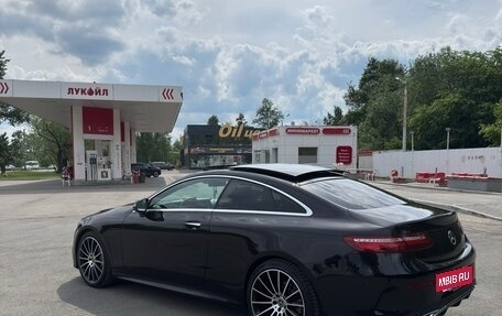 Mercedes-Benz E-Класс, 2019 год, 4 380 000 рублей, 10 фотография