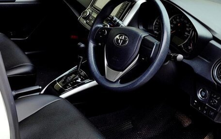 Toyota Corolla, 2015 год, 1 100 000 рублей, 5 фотография