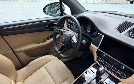Porsche Macan I рестайлинг, 2022 год, 7 900 000 рублей, 6 фотография