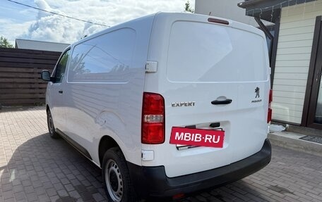 Peugeot Expert, 2019 год, 1 900 000 рублей, 3 фотография