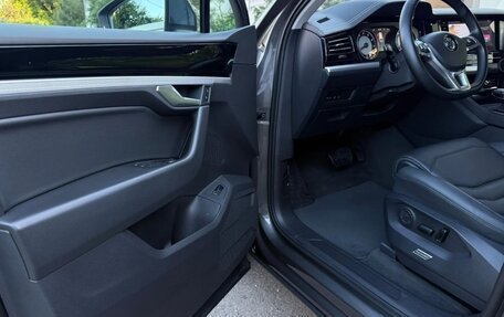 Volkswagen Touareg III, 2018 год, 3 435 000 рублей, 7 фотография