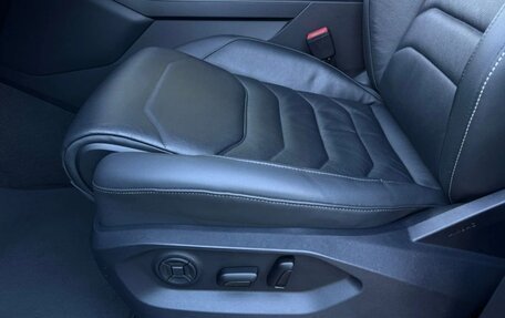 Volkswagen Touareg III, 2018 год, 3 435 000 рублей, 11 фотография