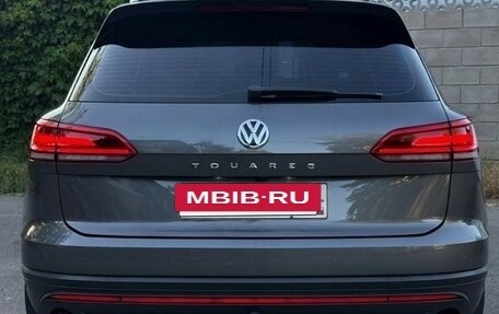 Volkswagen Touareg III, 2018 год, 3 435 000 рублей, 3 фотография