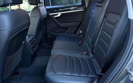 Volkswagen Touareg III, 2018 год, 3 435 000 рублей, 19 фотография
