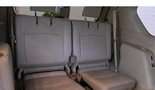 Toyota Land Cruiser Prado 150 рестайлинг 2, 2024 год, 6 999 777 рублей, 13 фотография