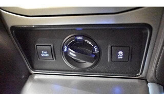 Toyota Land Cruiser Prado 150 рестайлинг 2, 2024 год, 6 999 777 рублей, 18 фотография