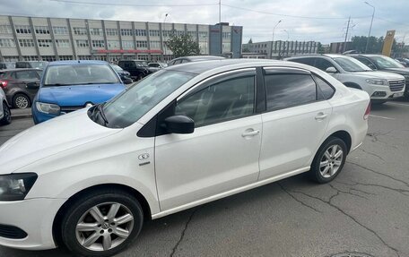 Volkswagen Polo VI (EU Market), 2013 год, 750 000 рублей, 1 фотография
