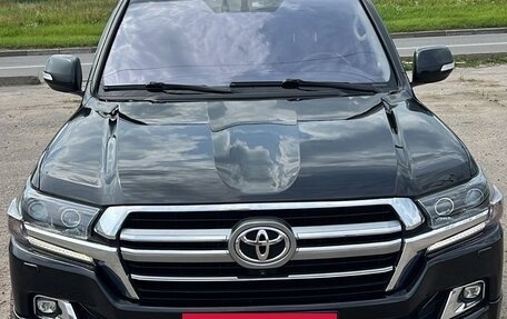 Toyota Land Cruiser 200, 2015 год, 4 500 000 рублей, 23 фотография
