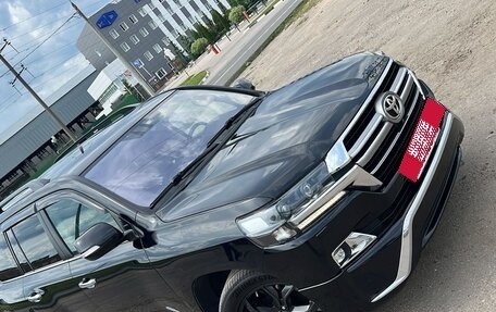 Toyota Land Cruiser 200, 2015 год, 4 500 000 рублей, 32 фотография