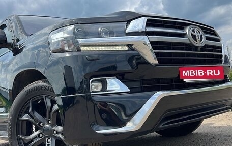 Toyota Land Cruiser 200, 2015 год, 4 500 000 рублей, 30 фотография