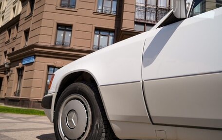 Mercedes-Benz W124, 1991 год, 1 500 000 рублей, 4 фотография
