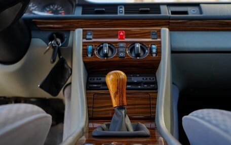 Mercedes-Benz W124, 1991 год, 1 500 000 рублей, 14 фотография