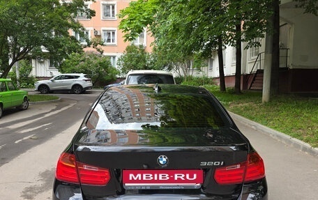 BMW 3 серия, 2012 год, 1 950 000 рублей, 14 фотография