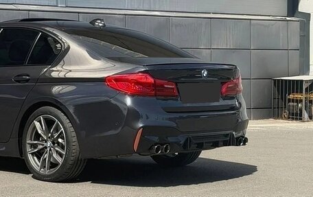BMW 5 серия, 2018 год, 3 300 000 рублей, 4 фотография