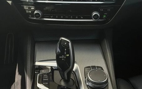 BMW 5 серия, 2018 год, 3 300 000 рублей, 10 фотография