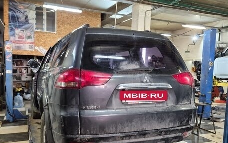 Mitsubishi Pajero Sport II рестайлинг, 2014 год, 840 000 рублей, 7 фотография