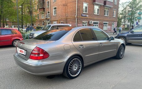 Mercedes-Benz E-Класс, 2004 год, 4 фотография
