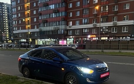 Hyundai Solaris II рестайлинг, 2011 год, 870 000 рублей, 1 фотография