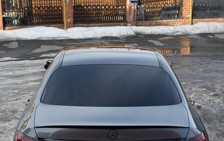 Mercedes-Benz E-Класс, 2019 год, 3 450 000 рублей, 14 фотография