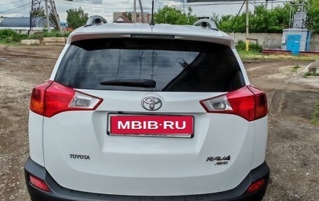 Toyota RAV4, 2013 год, 1 800 000 рублей, 4 фотография