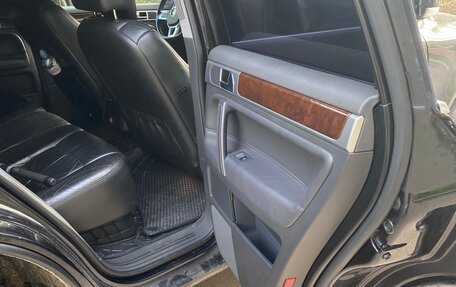 Volkswagen Touareg III, 2010 год, 1 500 000 рублей, 4 фотография