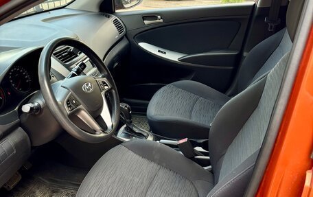 Hyundai Solaris II рестайлинг, 2016 год, 1 300 000 рублей, 9 фотография