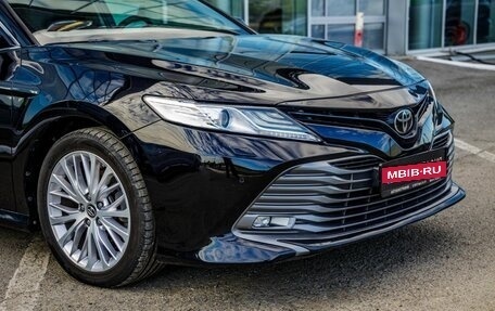 Toyota Camry, 2019 год, 2 598 000 рублей, 10 фотография