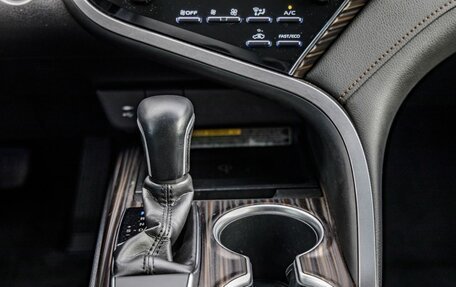 Toyota Camry, 2019 год, 2 598 000 рублей, 28 фотография