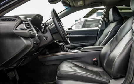Toyota Camry, 2019 год, 2 598 000 рублей, 31 фотография