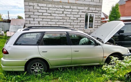 Toyota Caldina, 2002 год, 270 000 рублей, 4 фотография
