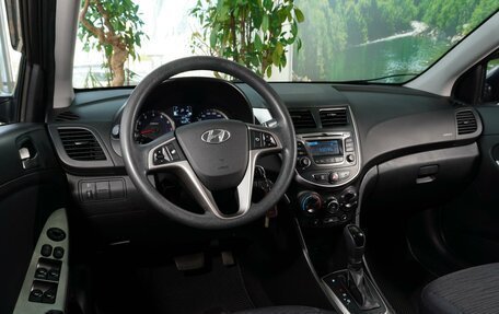 Hyundai Solaris II рестайлинг, 2015 год, 1 099 111 рублей, 9 фотография