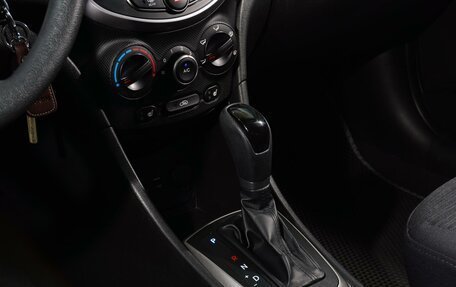 Hyundai Solaris II рестайлинг, 2015 год, 1 099 111 рублей, 21 фотография