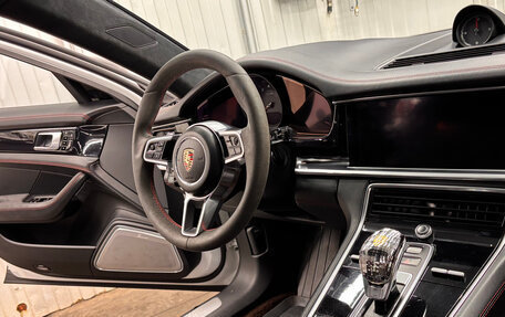Porsche Panamera II рестайлинг, 2017 год, 6 100 000 рублей, 11 фотография