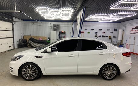 KIA Rio III рестайлинг, 2015 год, 1 400 000 рублей, 2 фотография