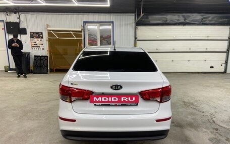 KIA Rio III рестайлинг, 2015 год, 1 400 000 рублей, 4 фотография