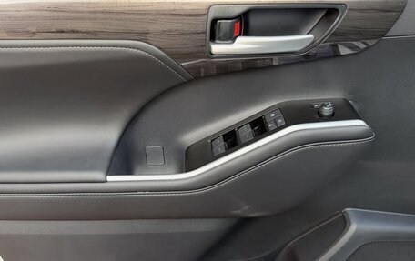 Toyota Highlander, 2025 год, 5 110 000 рублей, 9 фотография