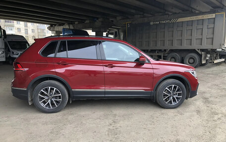 Volkswagen Tiguan II, 2022 год, 2 832 000 рублей, 5 фотография