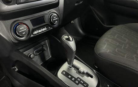 KIA Rio III рестайлинг, 2012 год, 1 100 000 рублей, 13 фотография
