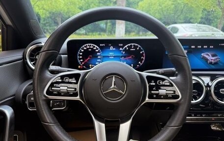 Mercedes-Benz A-Класс, 2022 год, 1 950 000 рублей, 12 фотография