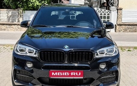 BMW X5, 2018 год, 3 450 000 рублей, 2 фотография