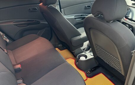 KIA Rio II, 2011 год, 585 000 рублей, 6 фотография