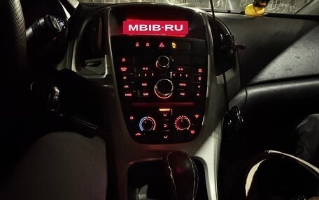 Opel Astra J, 2012 год, 710 000 рублей, 13 фотография