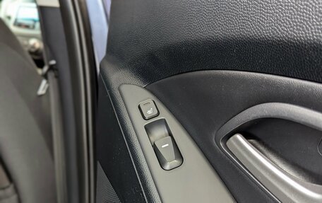 Hyundai ix35 I рестайлинг, 2013 год, 1 130 000 рублей, 17 фотография