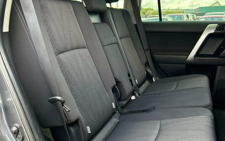 Toyota Land Cruiser Prado 150 рестайлинг 2, 2020 год, 5 350 000 рублей, 11 фотография