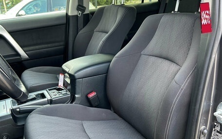 Toyota Land Cruiser Prado 150 рестайлинг 2, 2020 год, 5 350 000 рублей, 9 фотография