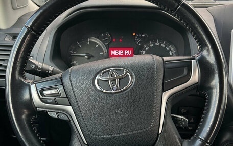 Toyota Land Cruiser Prado 150 рестайлинг 2, 2020 год, 5 350 000 рублей, 15 фотография