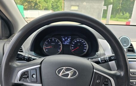 Hyundai Solaris II рестайлинг, 2011 год, 685 000 рублей, 8 фотография
